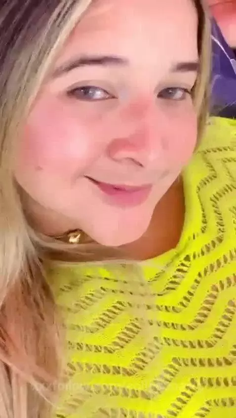 I want to feel your breath on my skin. 😏💋 by collegepawg