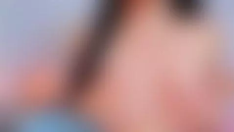 My beautiful tits want you to squeeze them by lilii-ross