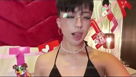 Im waiting to you ice my warm body by rebeka-baker