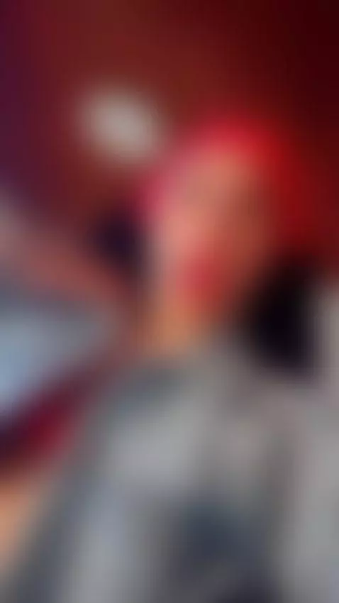 Online 😈 by zara-bloom