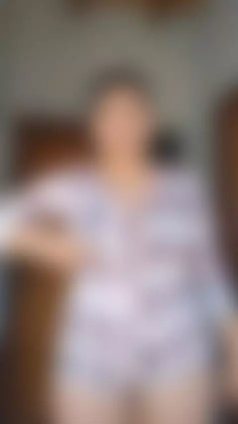 brunette 18 by sashasweetx