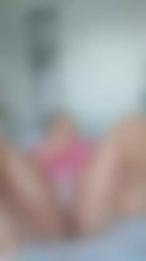 im little bitch by sashasweetx