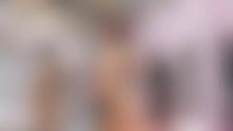 .Hola love, come to kiss me and make me sweat like never bef... by madisonwood