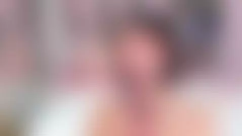 I love to suck it and to make you cum in my mouth and swallo... by madisonwood