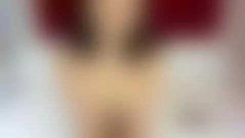 Happy hot weekend 🥵 by taliianavargas