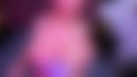 My juicy tits took a sweet oil bath by tifannysmithh