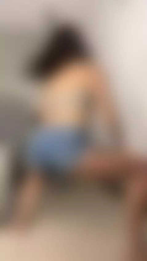 This hottie its going to teach u how i would shake over u 😈🔥... by stefythomson