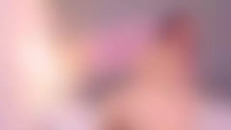 A very hot start to the week 🔥💦 by sofiiaagomez