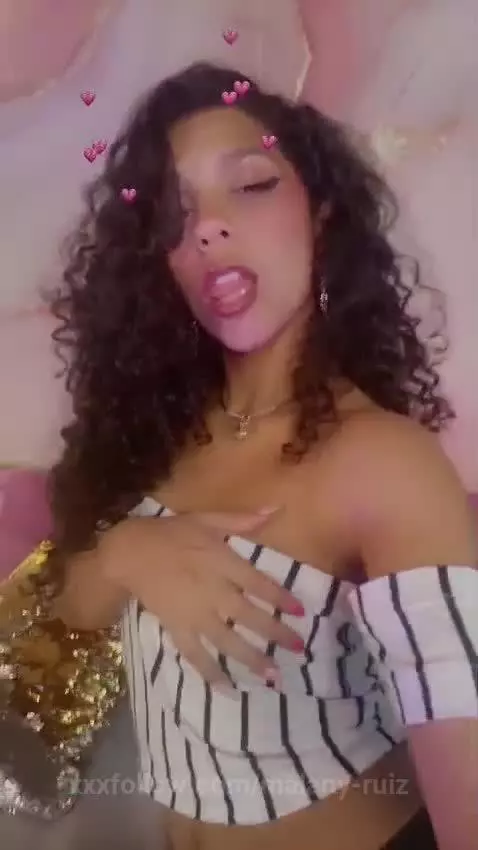 Latin girl online now, come in and let's fulfill my GOAL 😈
h... by malany-ruiz