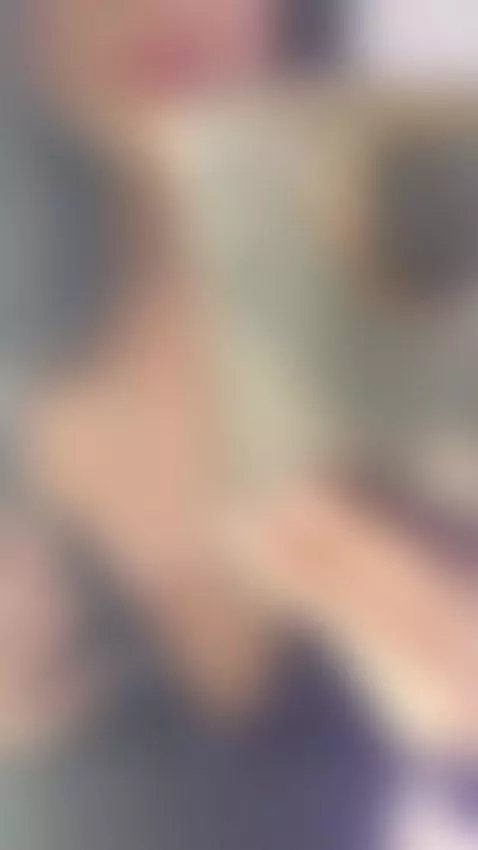 It's my rest day ... I am with everyone enjoying many orgasm... by malany-ruiz