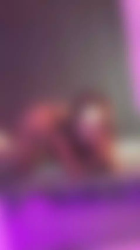 https://www.camsoda.com/cute-lily?id=cute-lily  a slight des... by cute-lily