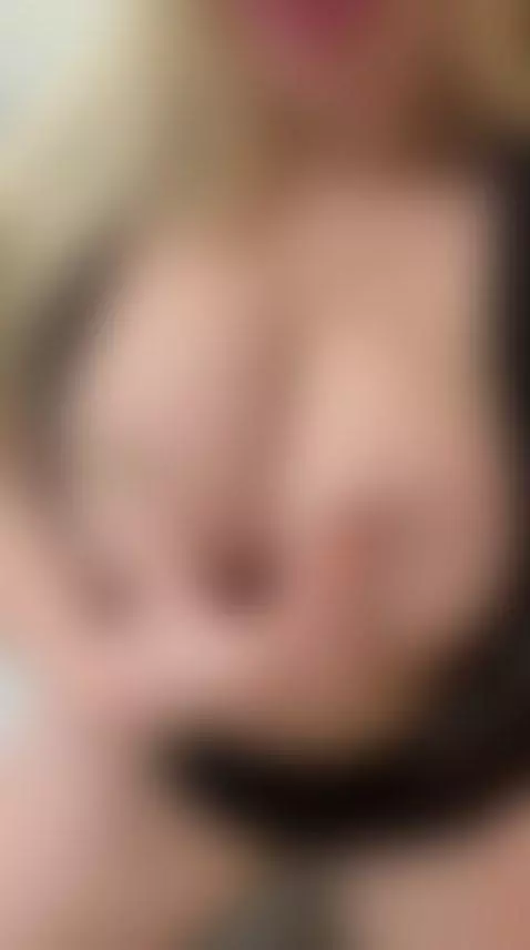 JOIN MY ONLYFANS 😍 JUST PAY FOR SUBSCRIBTION AND NO EXTRA by yourbustyblond3