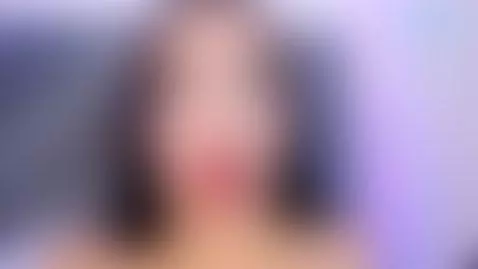 Look my throat by alicia-jerez