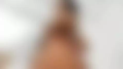 Hey! this one is (G)old anyways! im online by tiffanyjaccksonn