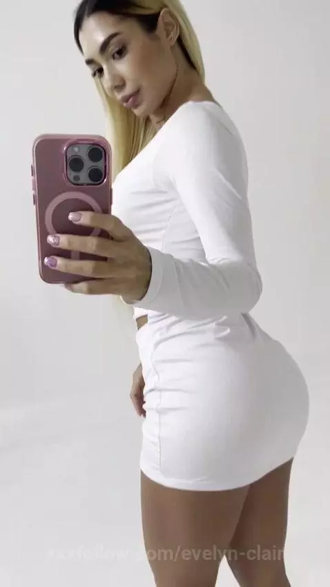 Do you think I have a big ass? by evelyn-clair