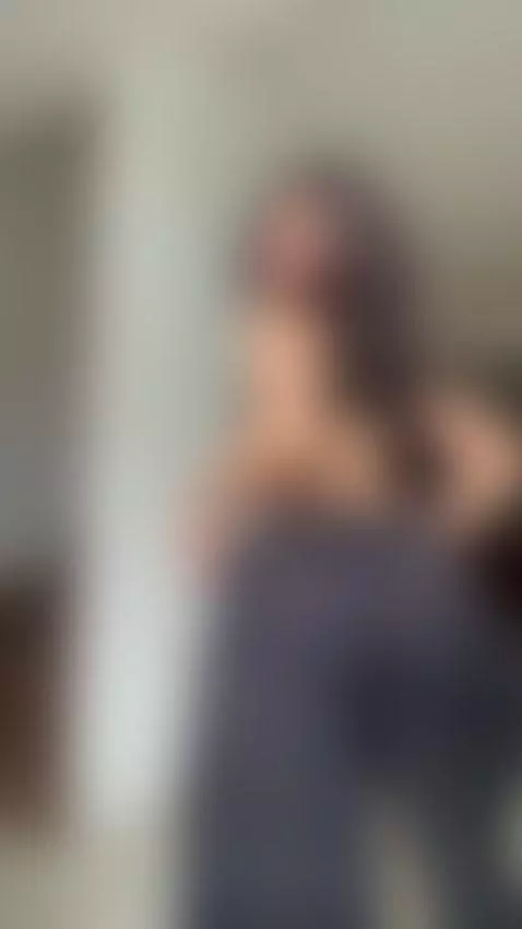 Twerk Twerk Twerk by deisysmith16