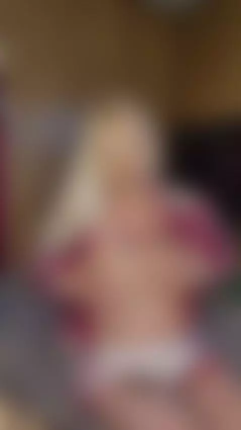 want to see the rest? by angeleyezs