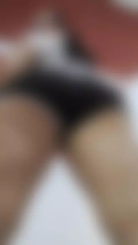 ven hagamos sentadillas!!
Come let's squat!! by kat-ina