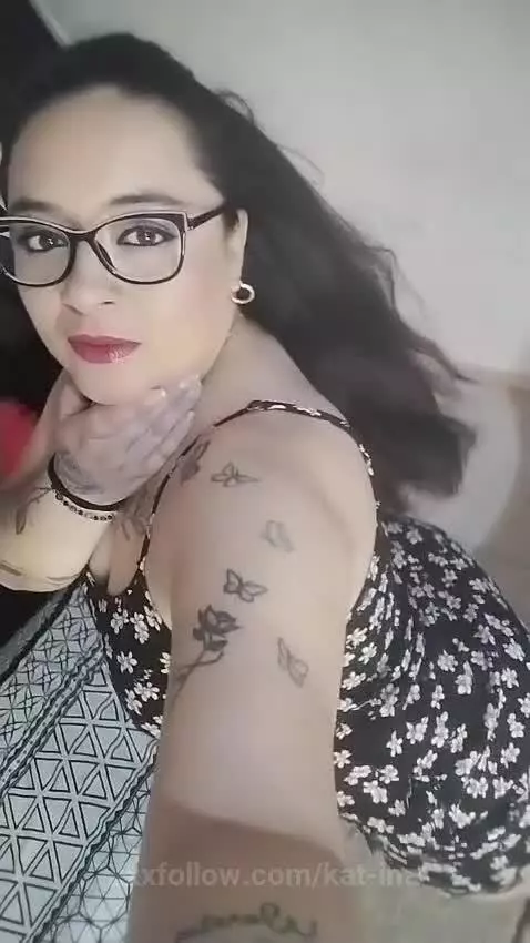 online!!! by kat-ina