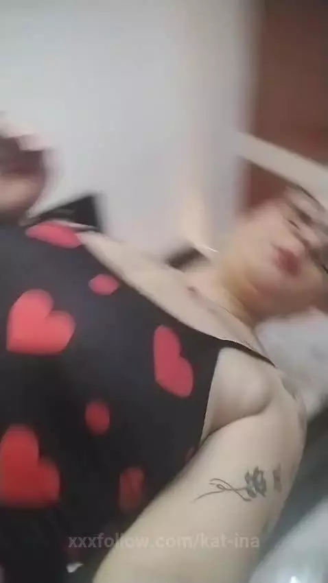 ONLINE!!! by kat-ina