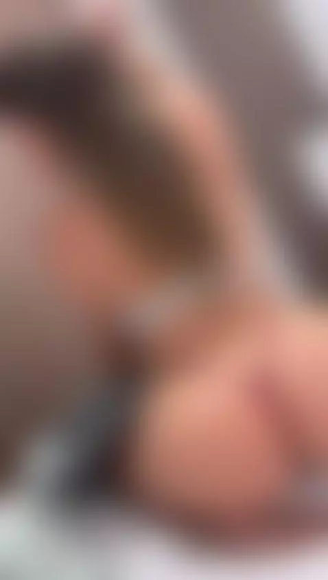 Que tal mis DELICIOSAS nalgas by amberr-red