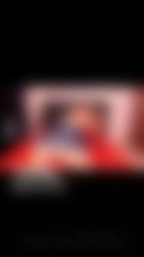 twerking by violetsanders