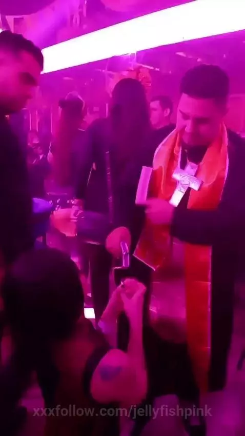 Santificada by jellyfishpink