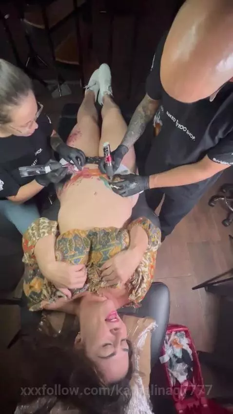 tatoo y tetas 🙈🙈 by kathalinaq7777