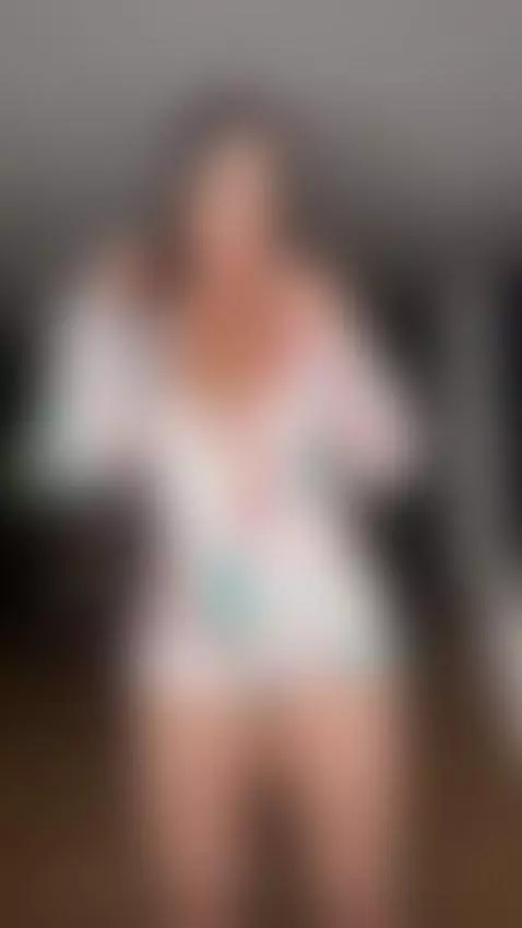 un bailesito rico 🤗 by kathalinaq7777