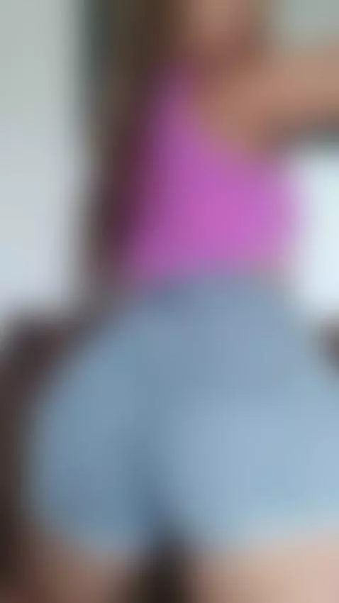 naturalstits, latinas, bigass by abbysmiith1