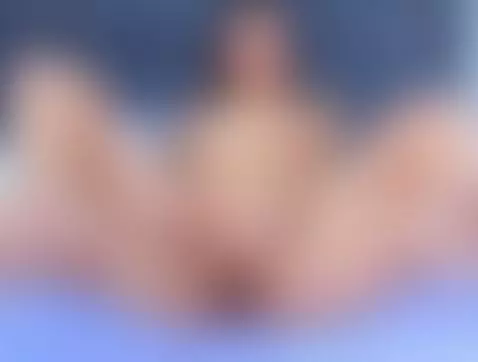 It feels so juicy my two fingers in my tight pussy by gisellemontess