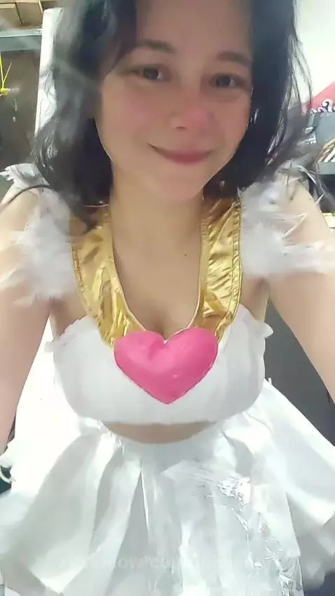 I need use that cosplay now!!! by loidjanne