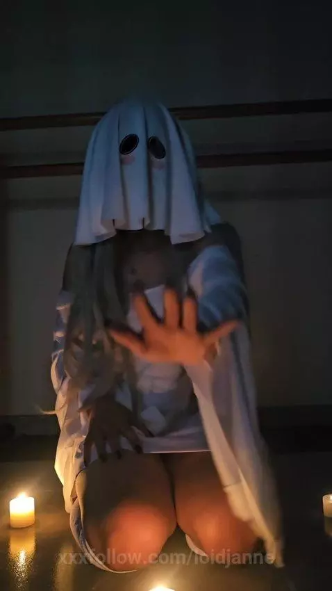 It's October! Enyoy the video in Flinbo games 💜 by loidjanne