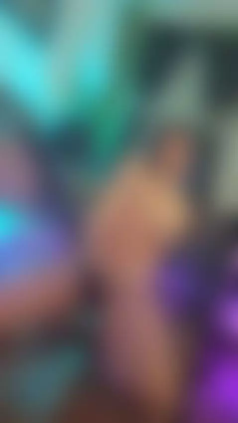 Ummm, touch me more hard my sempai 👾 by loidjanne