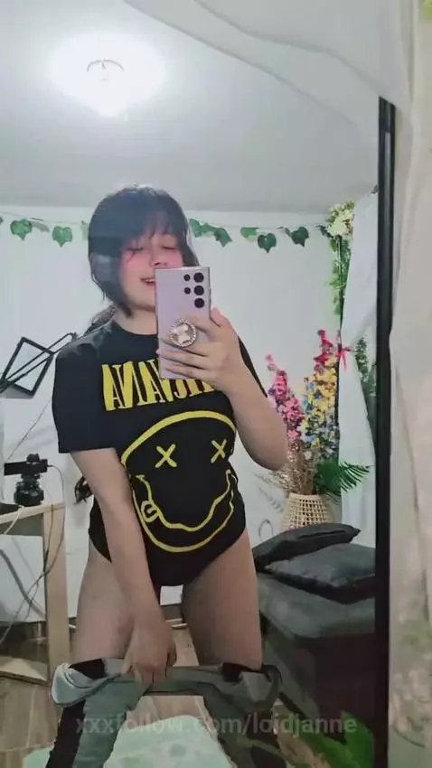 Turn around ✨️ Oh I'm nominated as best XF profile,  if you ... by loidjanne