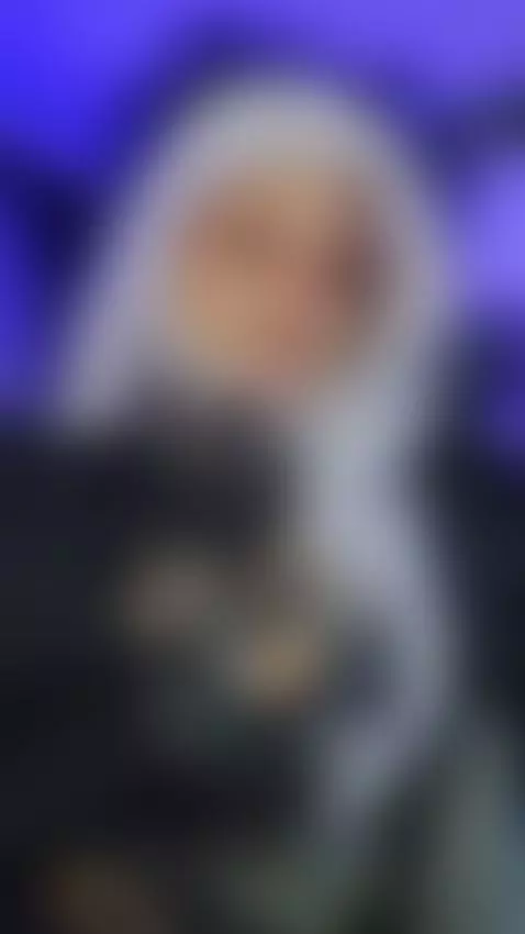 Only normal girl by loidjanne