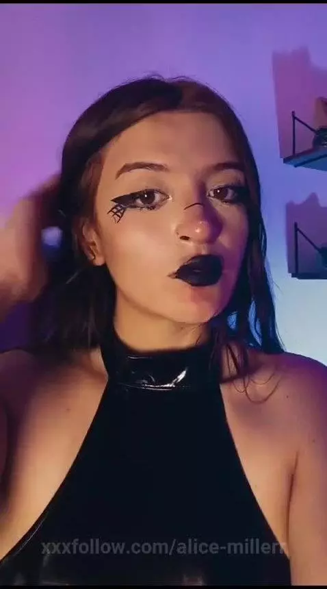 DADDY LET'S HAVE A DIRTY TALK AND HAVE VERY WILD SEX by alice-millerr