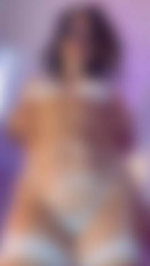 One taste of this backside and you'll forget about every oth... by emily-foxy