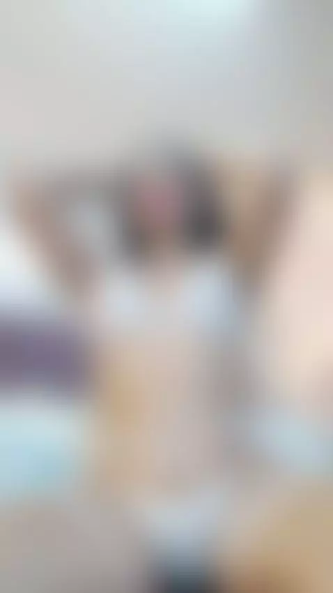 I want you to come and fuck me in all poses...😉
es.stripchat... by emily-foxy