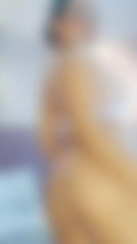 My tits are really horny and want to be sucked by your mouth... by emily-foxy