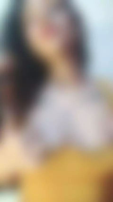 Hands on my curves. Now. 😏 by emily-foxy