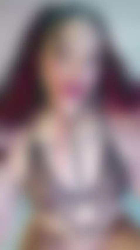 Look how I am, so hot, wouldn't you like to come and eat me ... by emily-foxy