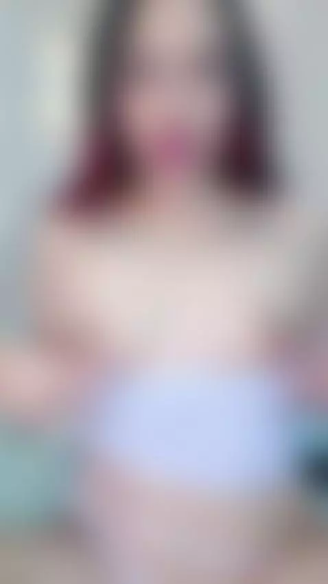 I passed by on the street and they told me pretty, am I?...🤔 by emily-foxy