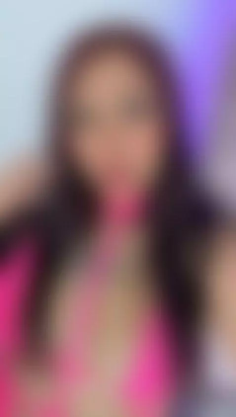 I’m online now, come watch me up close 💗✨
https://chaturbate... by jessicakraft