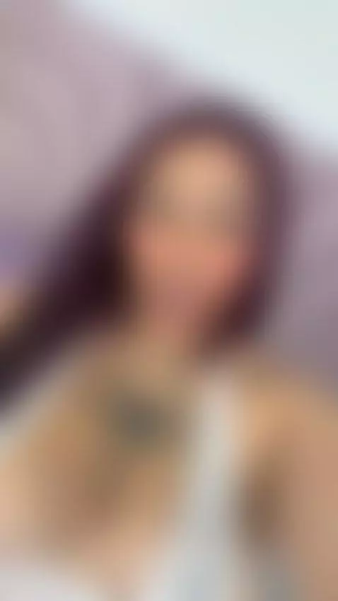 Today, all in white, soft and with a smile 
https://chaturba... by jessicakraft