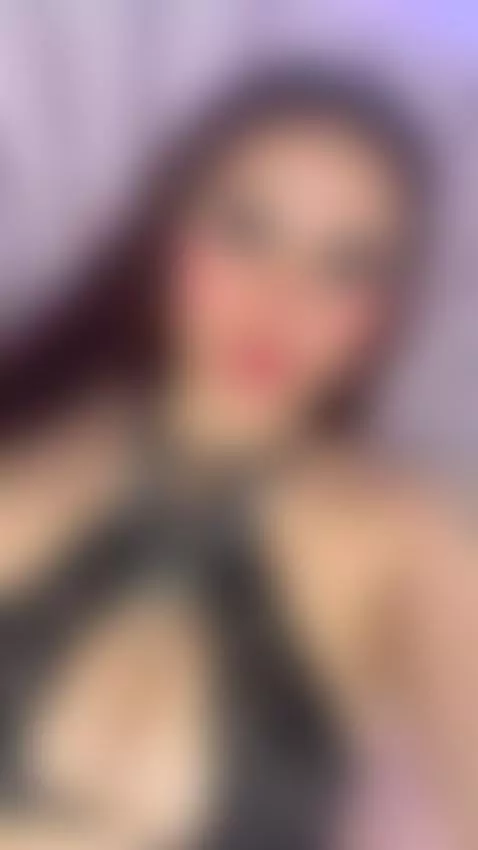 https://chaturbate.com/jessica_kraft_🔥 I’m online and feelin... by jessicakraft