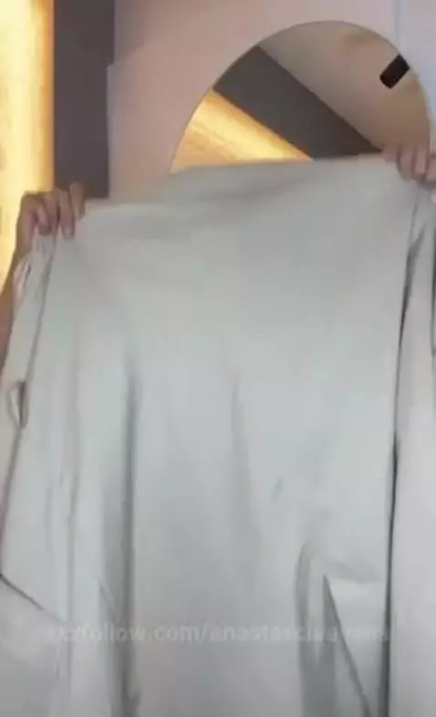 de donde me siguen ?? #viral#azul#nude by anastasciaevans