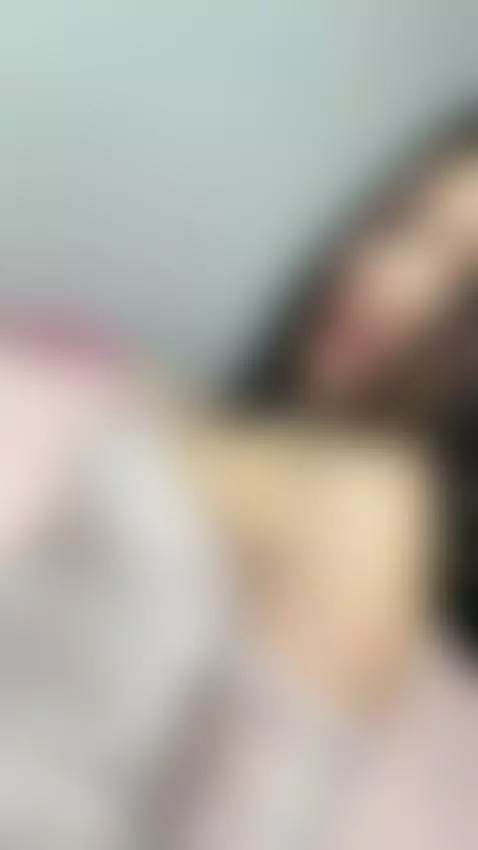 Upss! you can watch under my skirt. by julieta-cortes