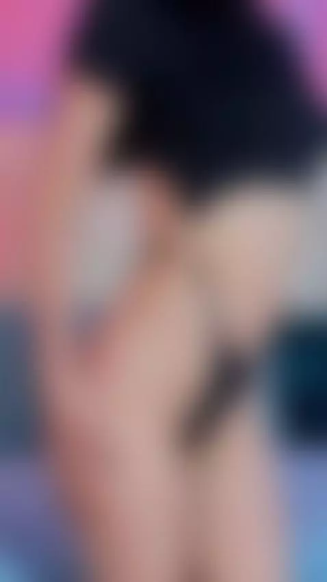 Gentle eyes, tempting thoughts. by julieta-cortes