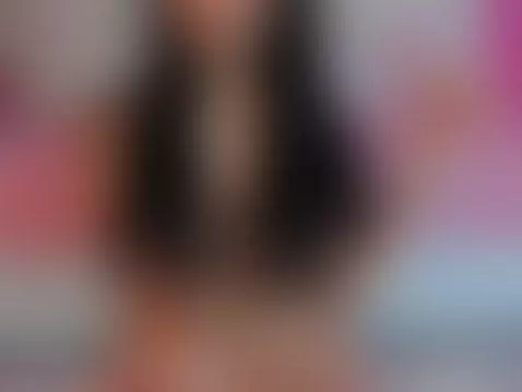 I'm sending you lots of kisses 😏 by julieta-cortes